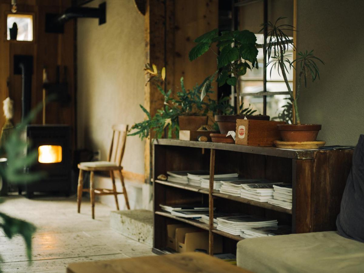 Hostel Saruya Fujiyoshida Extérieur photo