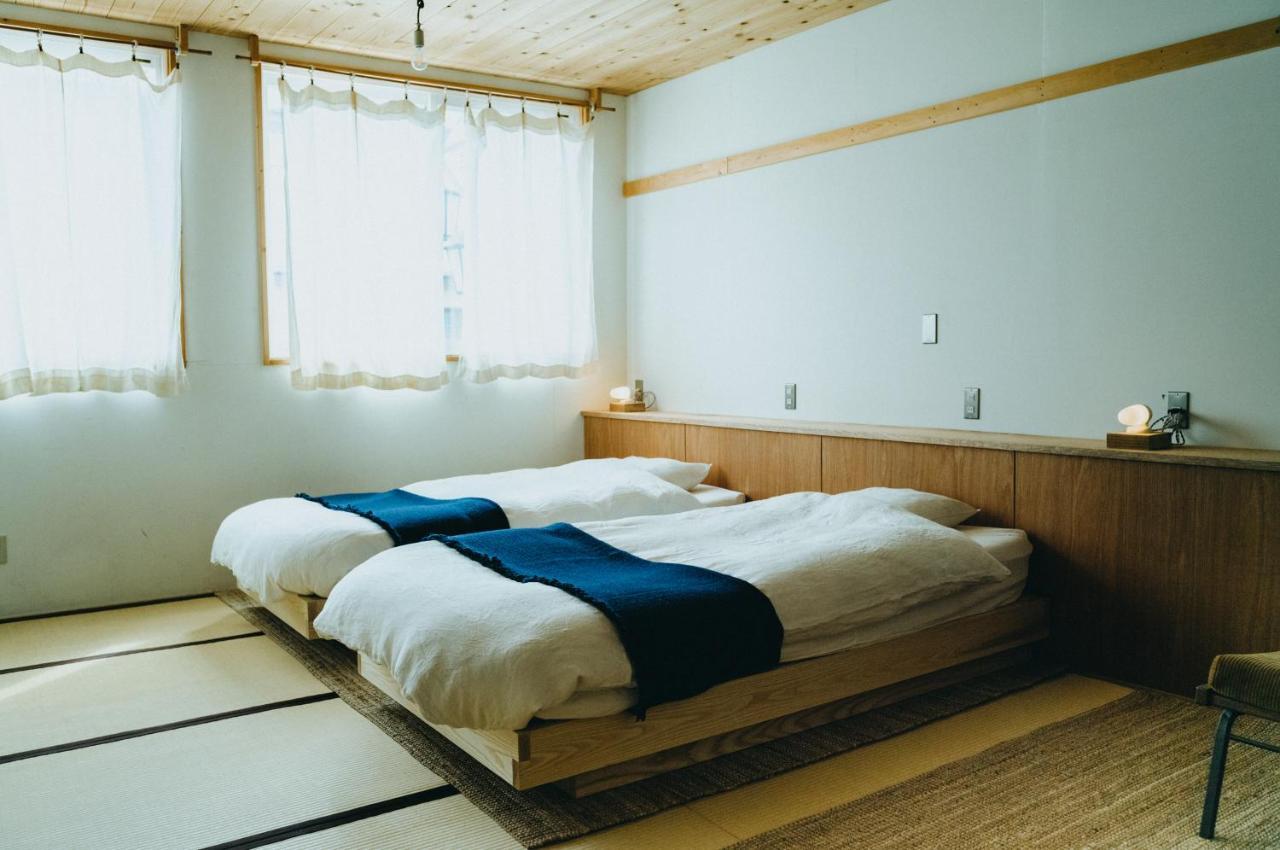 Hostel Saruya Fujiyoshida Extérieur photo