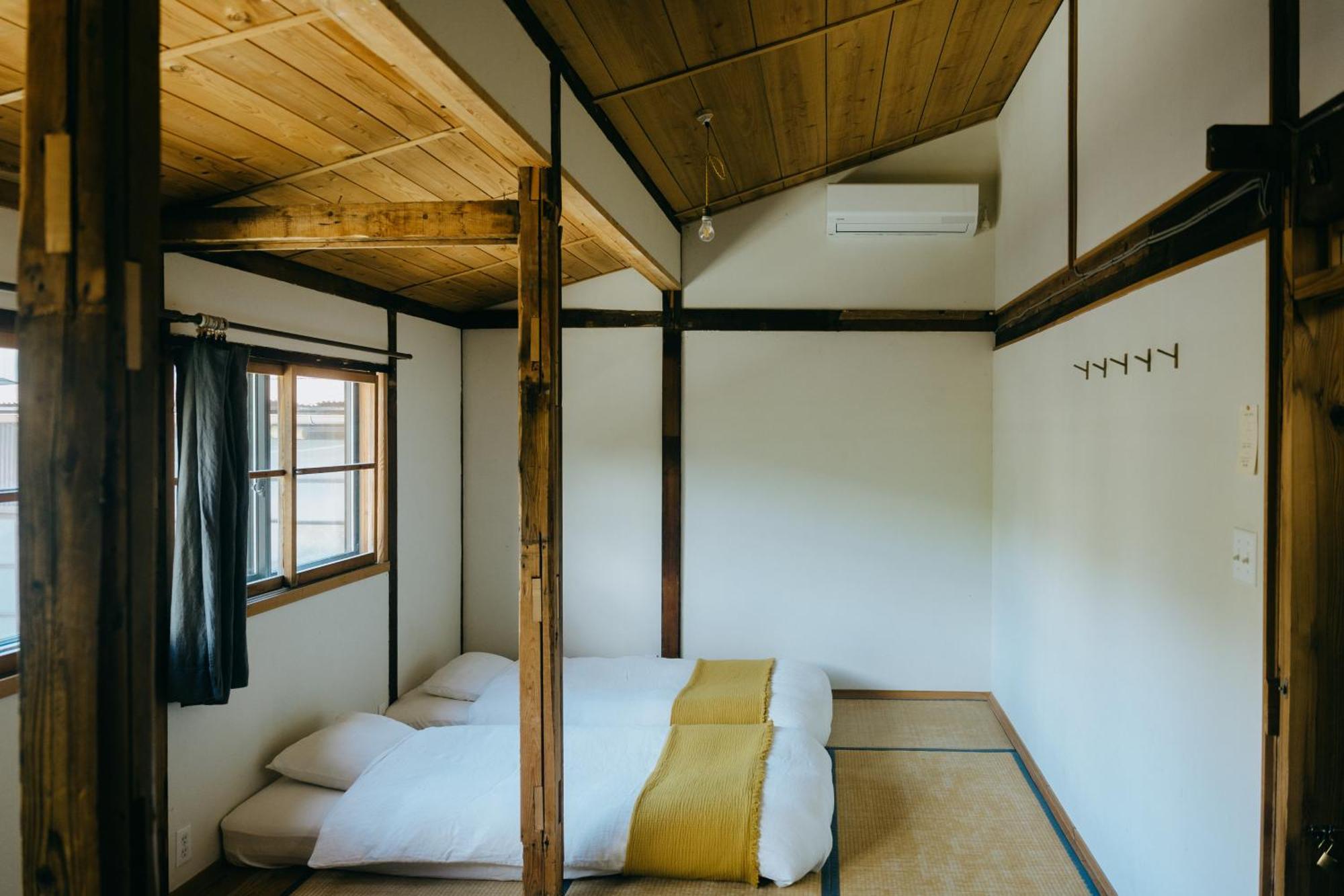 Hostel Saruya Fujiyoshida Extérieur photo