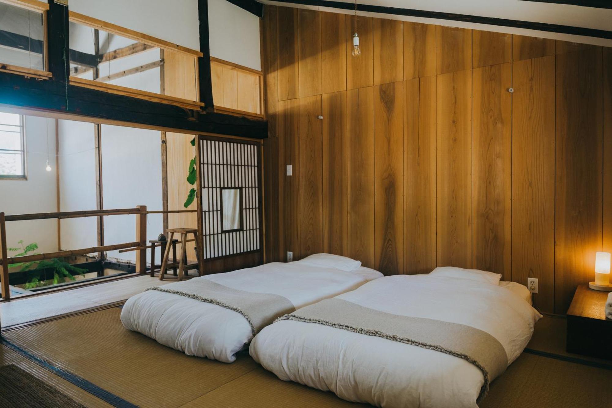 Hostel Saruya Fujiyoshida Extérieur photo