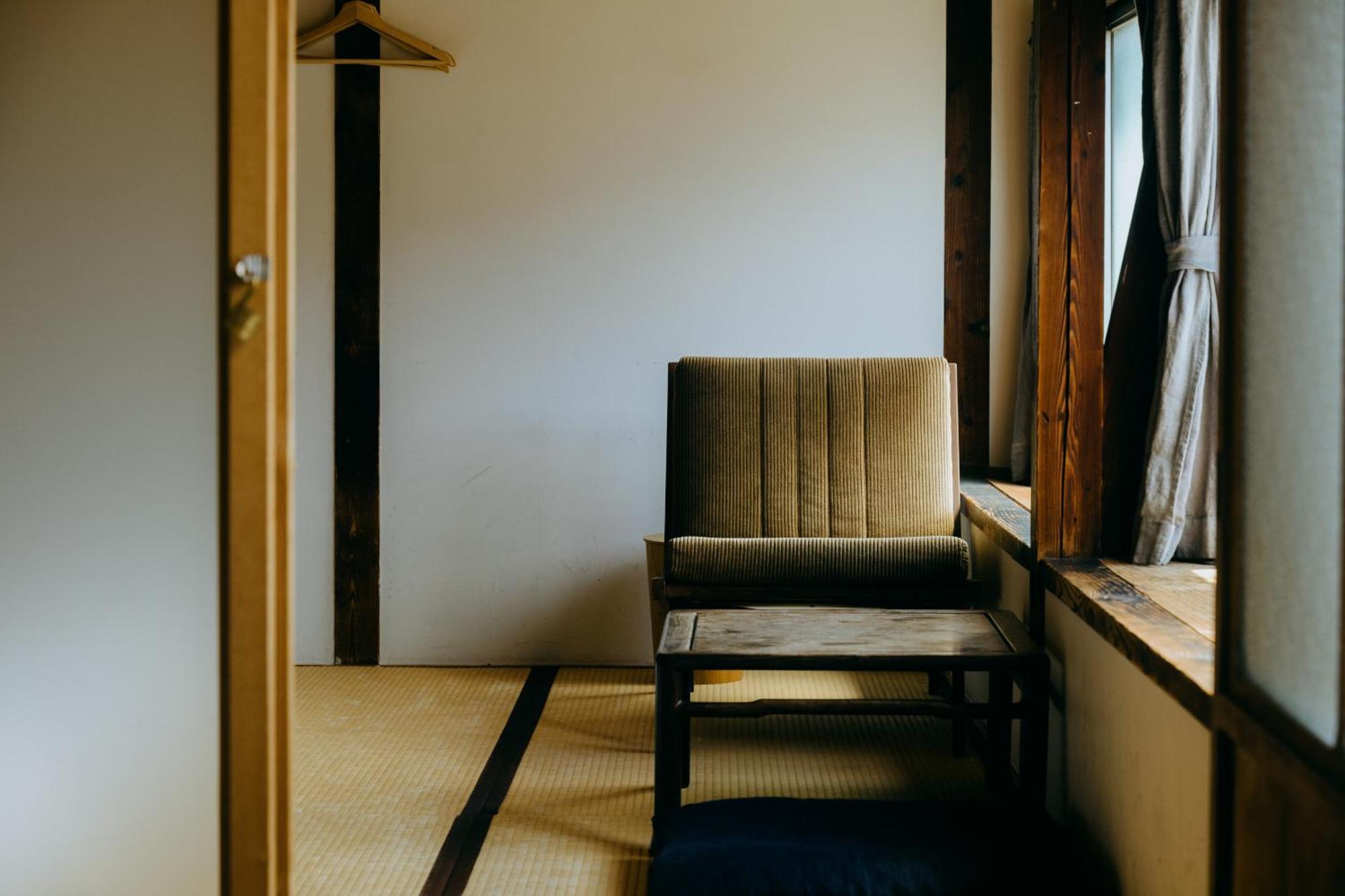Hostel Saruya Fujiyoshida Extérieur photo